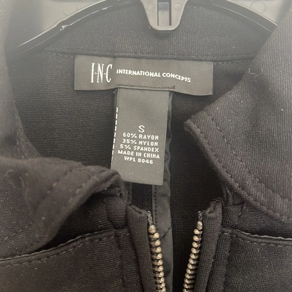 Black collar jacket - Picture 3 of 3